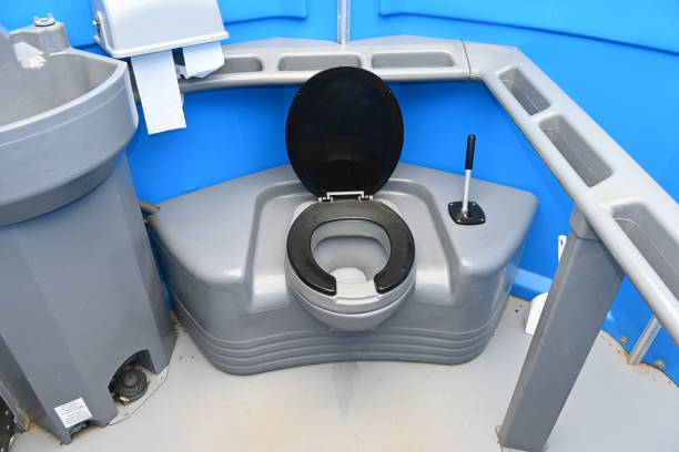 Best Porta potty delivery and setup  in Silverton, OH